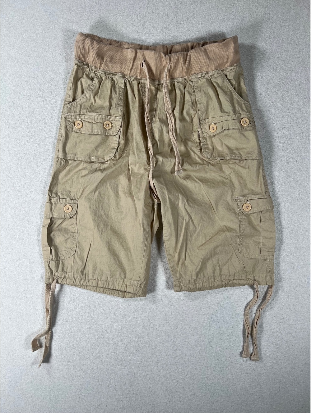 Y2K baggy/flowy tan cargo long shorts Size L